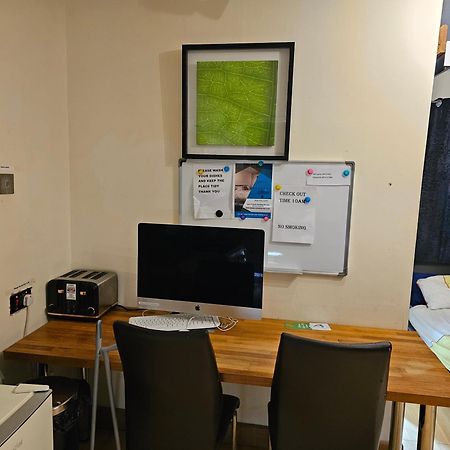 Umbrella Properties Private Apartment 버밍엄 외부 사진