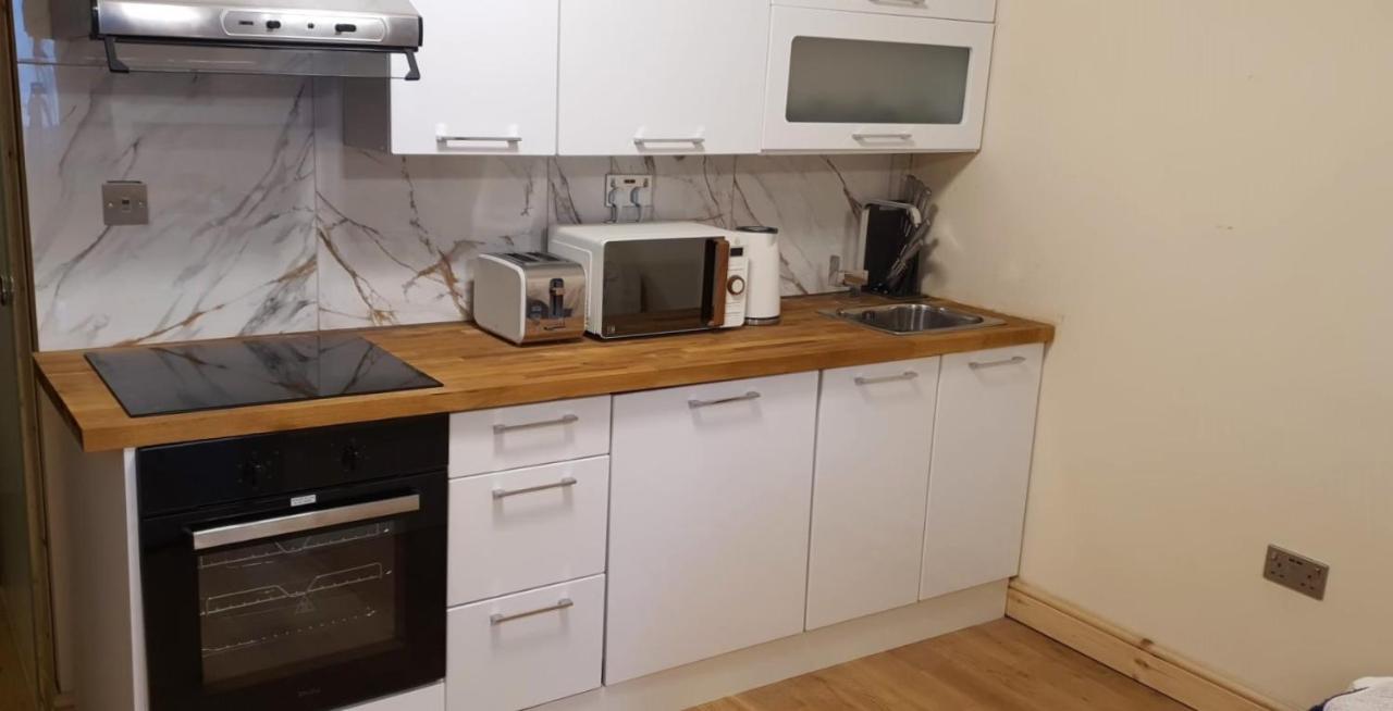 Umbrella Properties Private Apartment 버밍엄 외부 사진