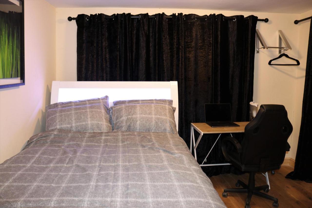 Umbrella Properties Private Apartment 버밍엄 외부 사진
