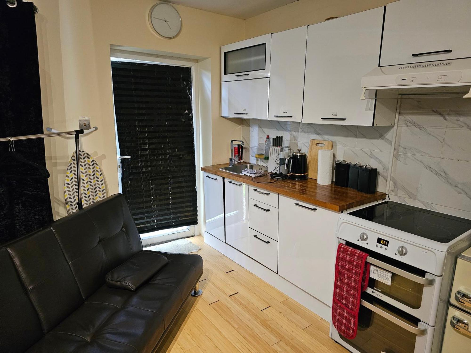 Umbrella Properties Private Apartment 버밍엄 외부 사진